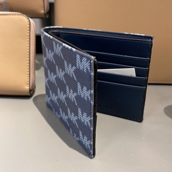 Michael Kors Men’s Women’s Cooper Logo Fabric Billfold Wallet Navy Multi NWT - Picture 9 of 16